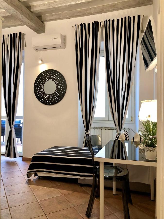 Santa Croce Garden Apartment Florencia Exterior foto